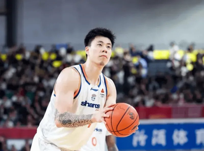 九游APP下载-上海110-89轻取吉林 球员评价：5人优秀，3人及格，4人低迷|王哲林|张镇麟|比赛|数据|古德温_新浪体育_新浪新闻